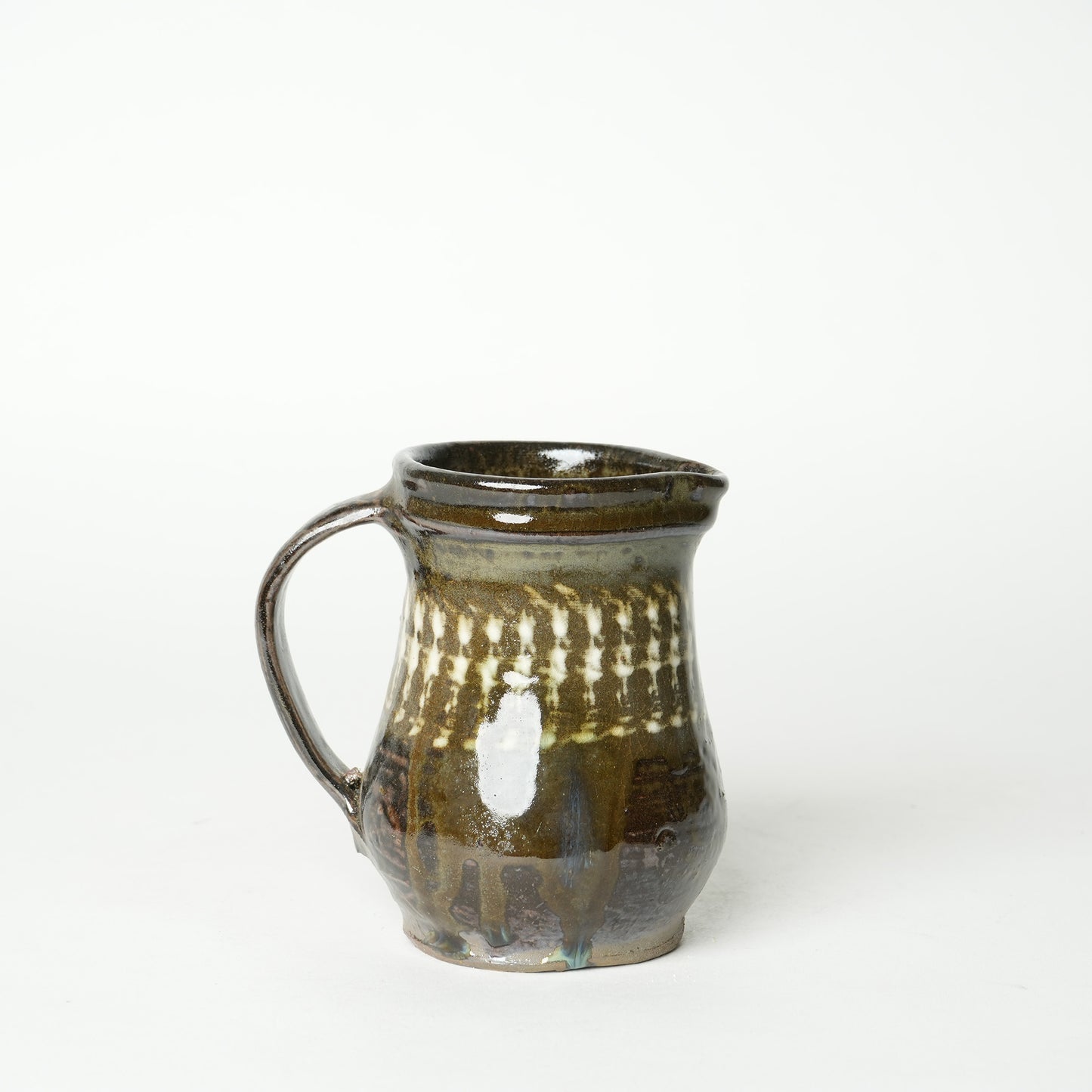Onta-yaki Tobikanna Pitcher