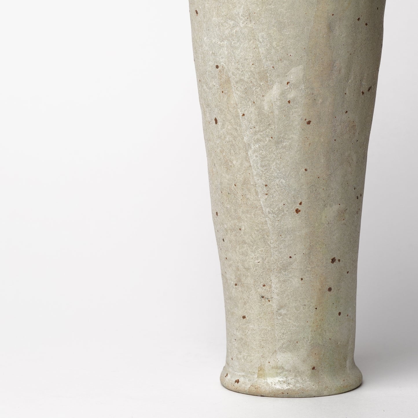 Tomomi Mizutani Vase