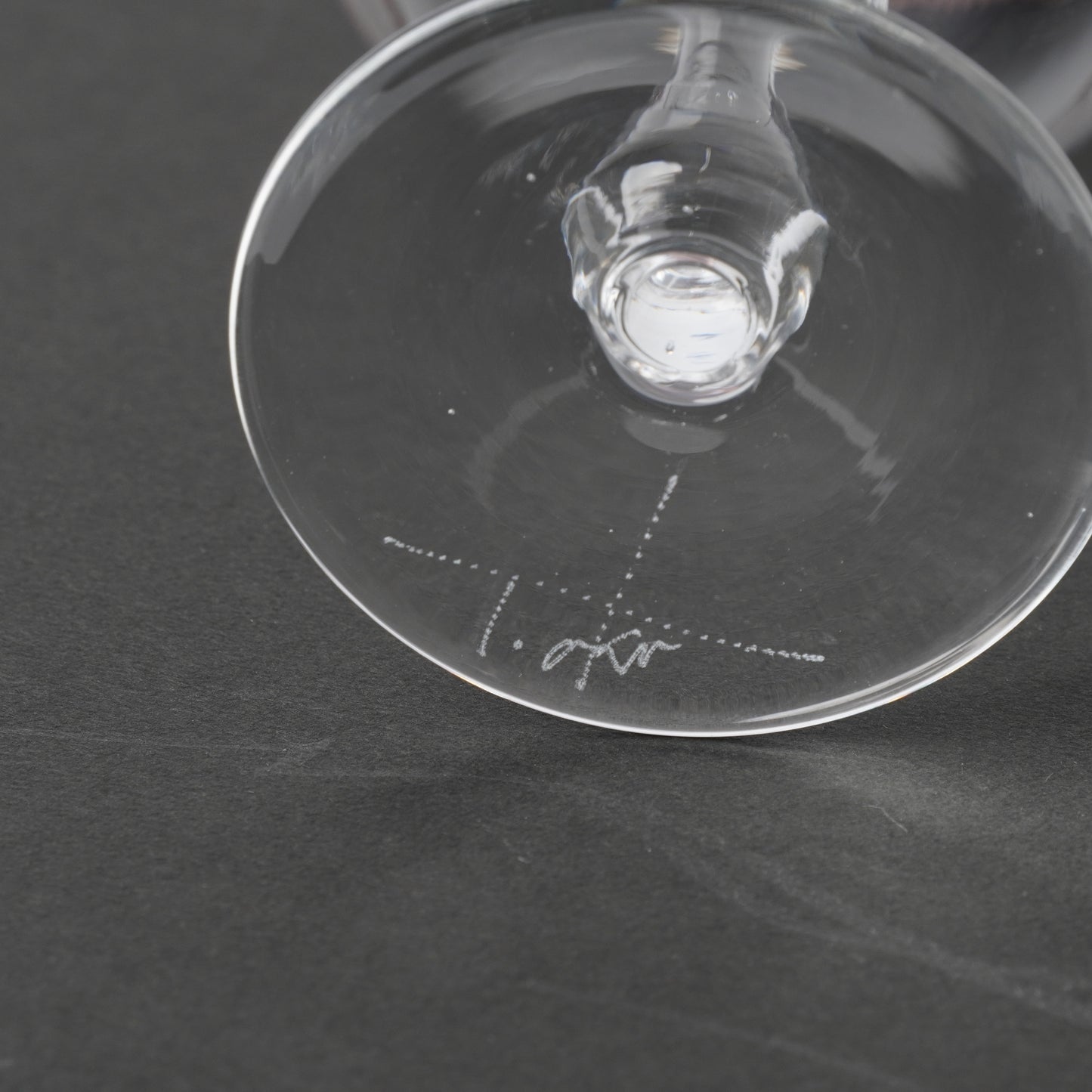Taiga Oku Wine Glass