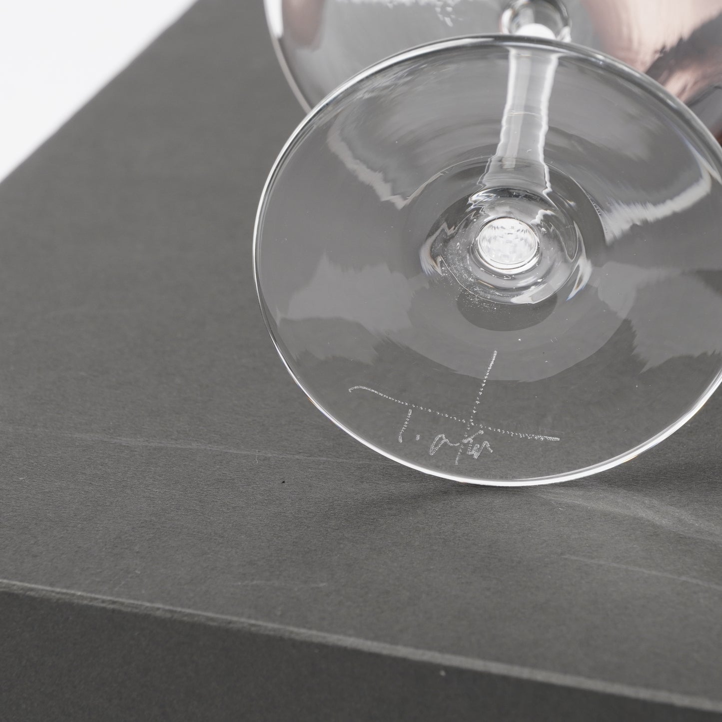 Taiga Oku Wine Glass