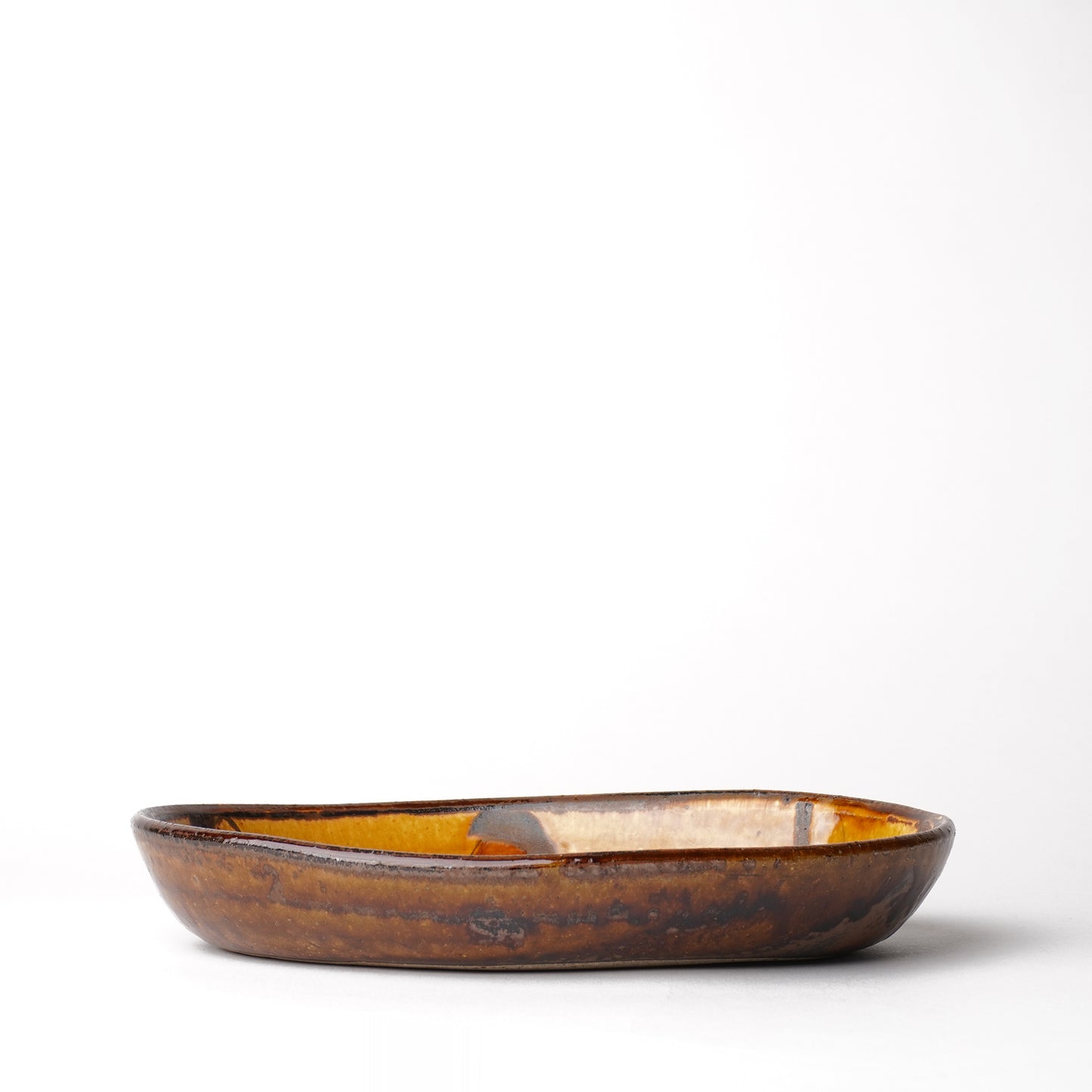 Fumotogama Shodaiyaki Slipware Oval Plate M