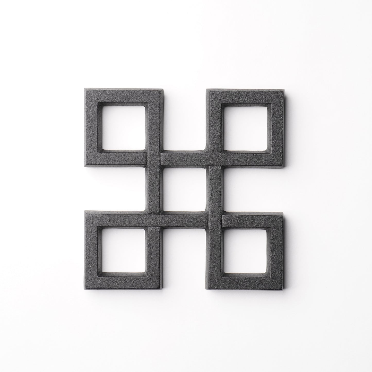 Kamasada Nanbutekki Iron Trivet