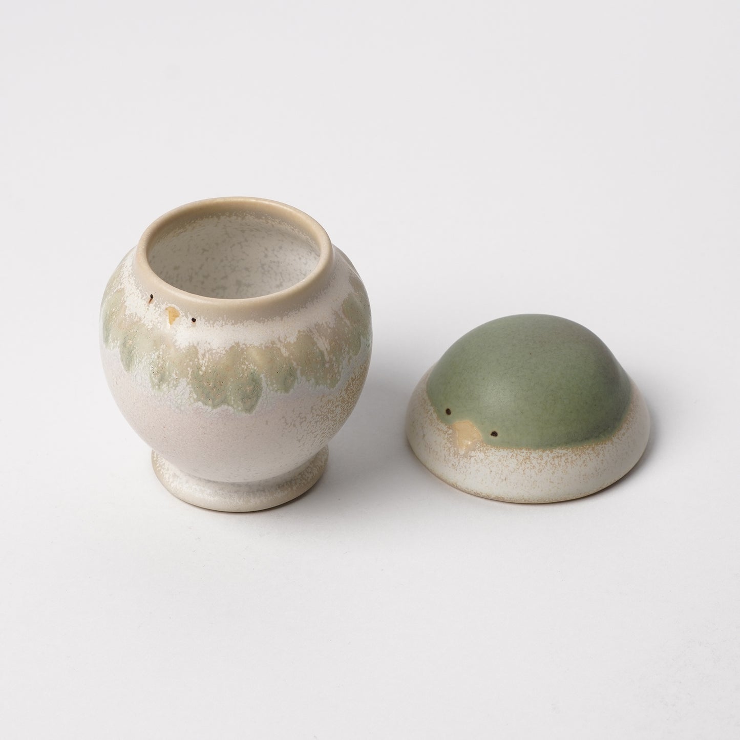 Miki Furuhata Bird Futamono Container
