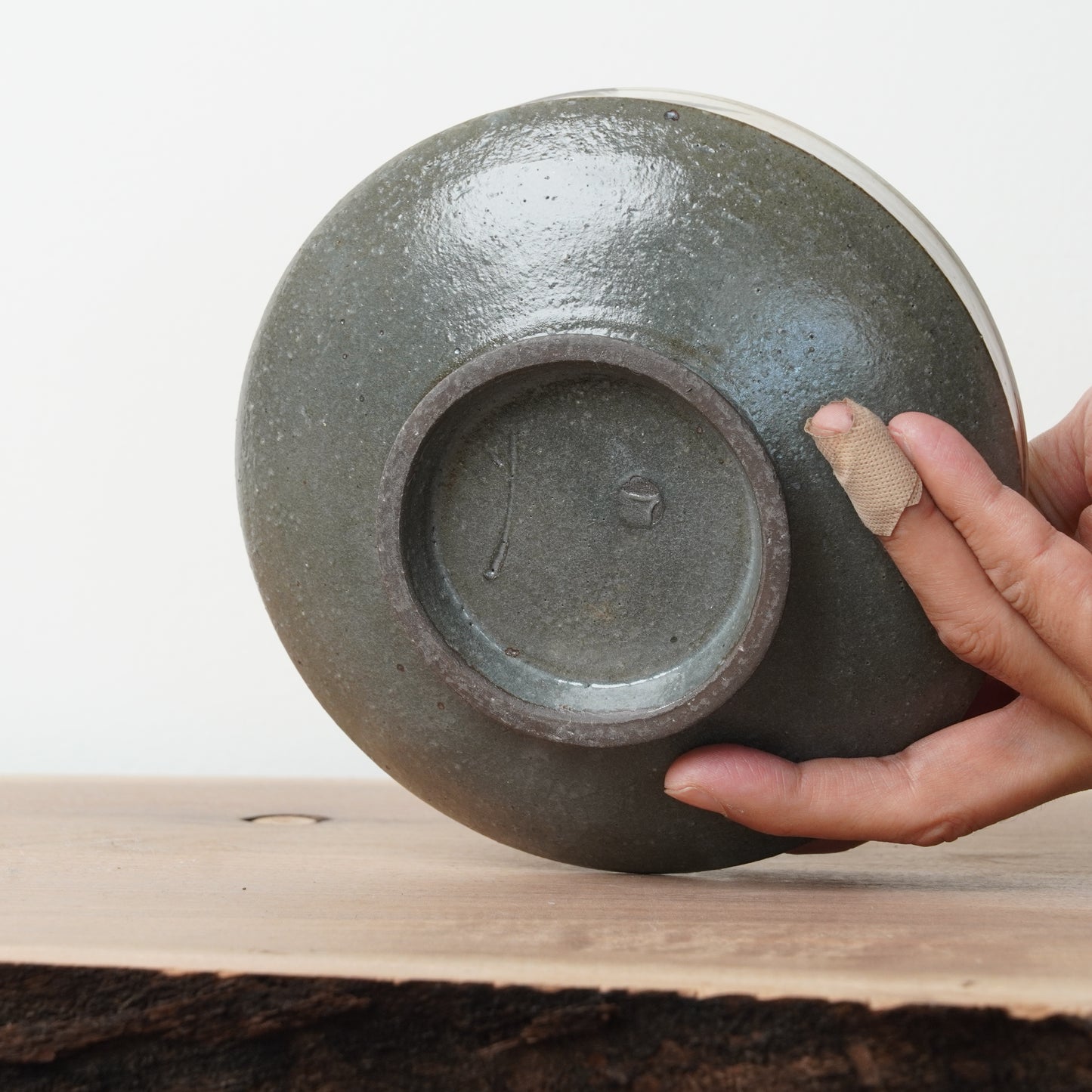 Toshinobu Araya Ryukakugama Bowl