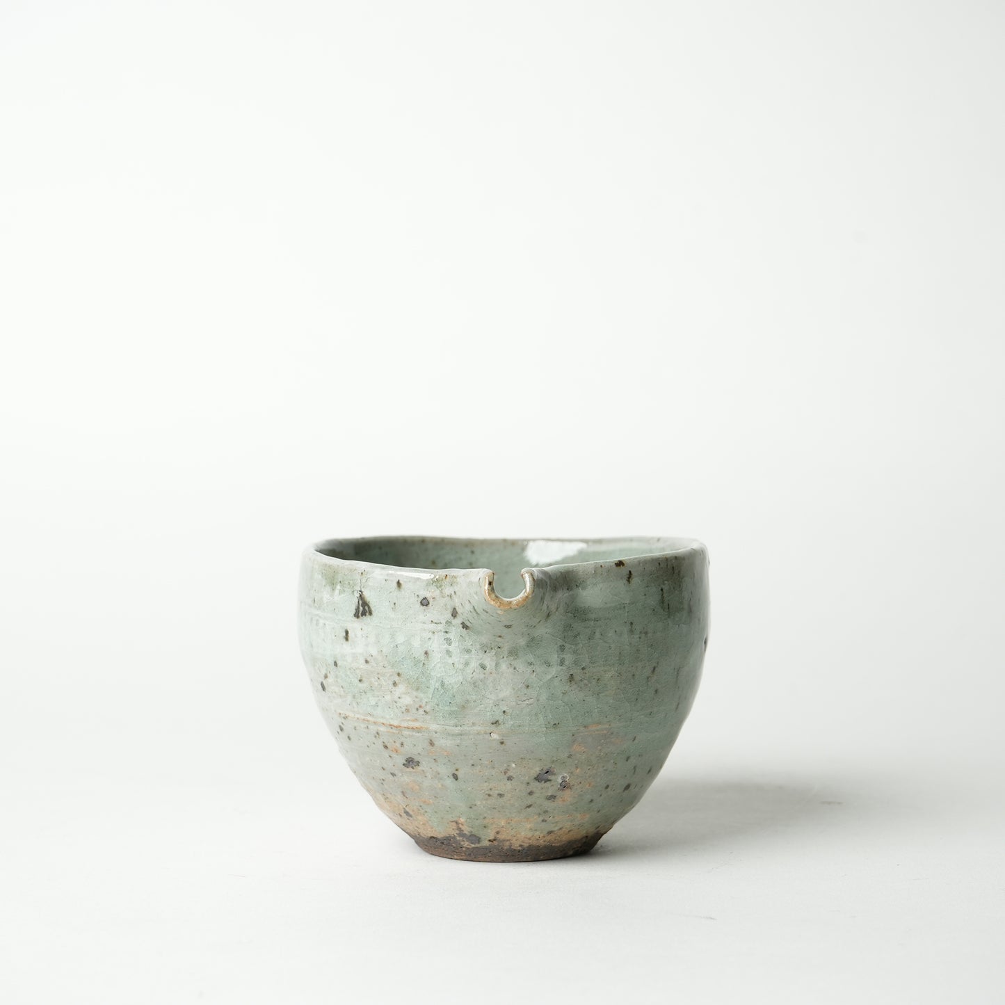 Takeryo Kawaguchi Mishima Katakuchi Sake Server Ash Glaze