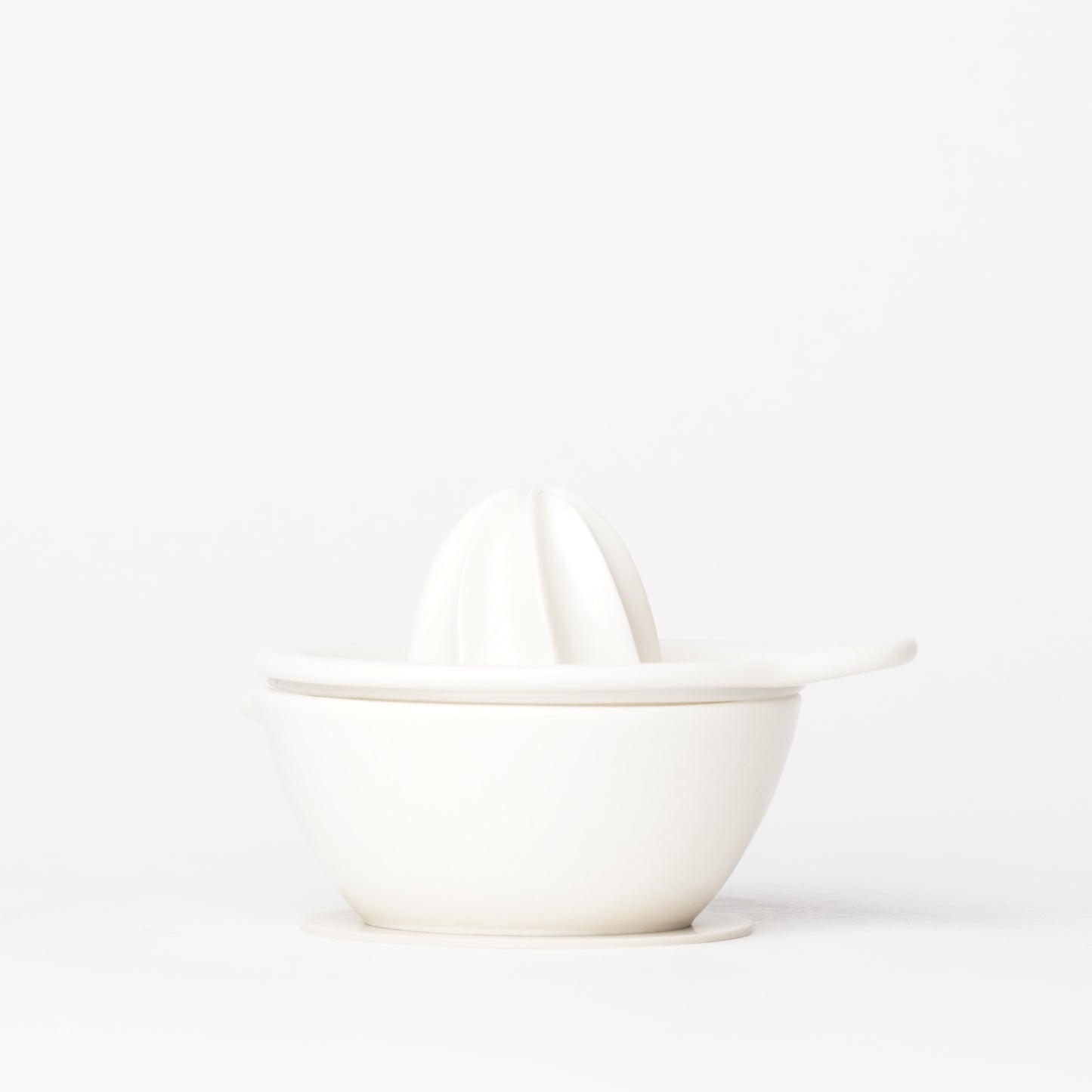 Minimalist Ceramic Lemon Squeezer – Handheld Citrus Juicer for Fresh Juice