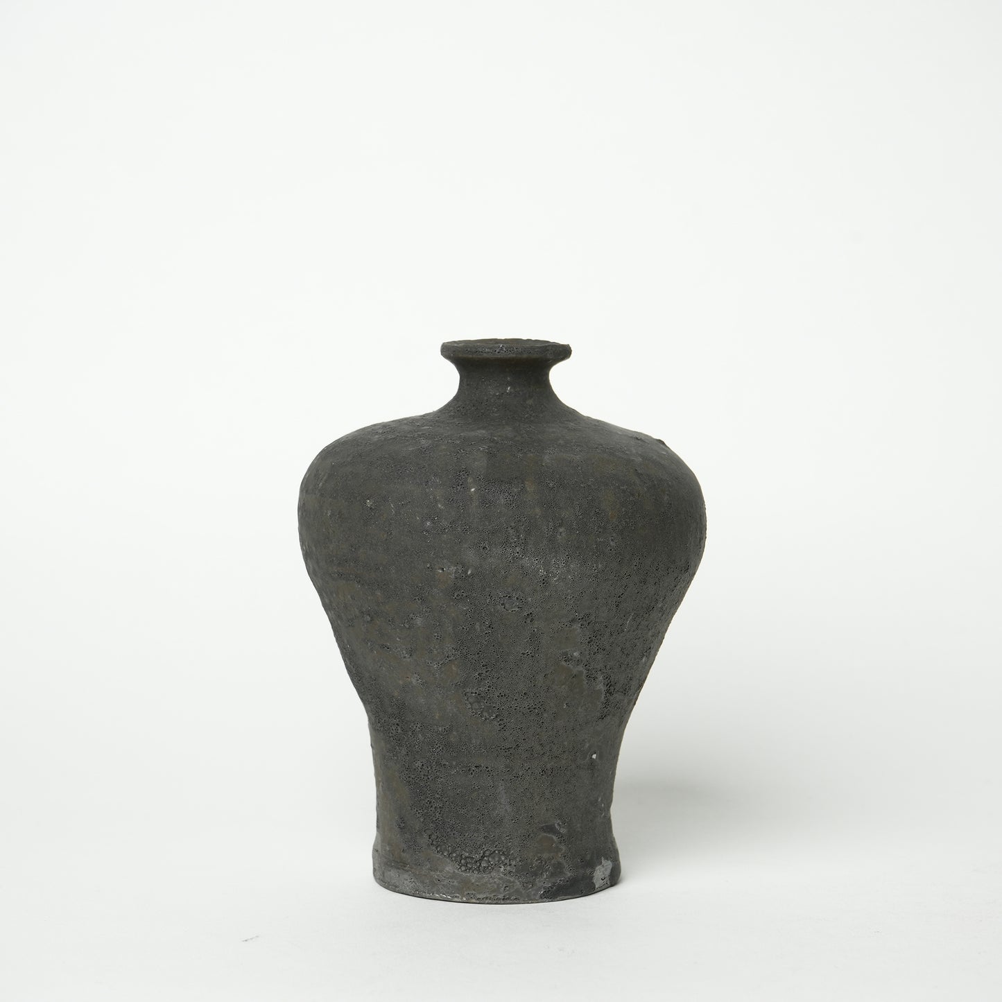 Takeryo Kawaguchi Japanese pottery vase vessel