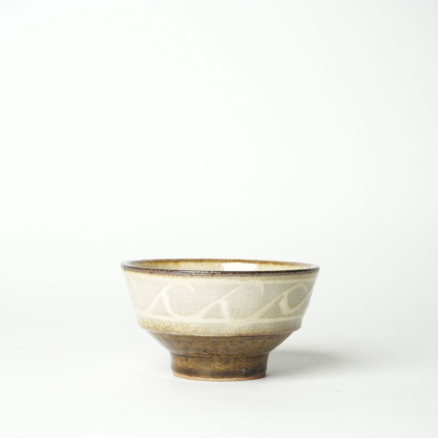Fumotogama Shodaiyaki Slipware Rice Bowl