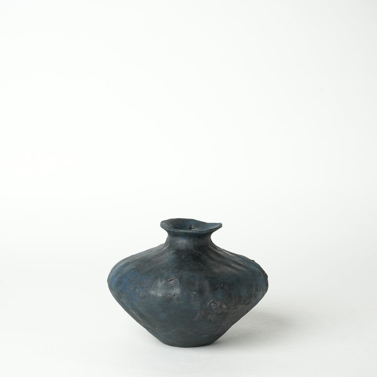 Akiko Yanagawa Flower Vase