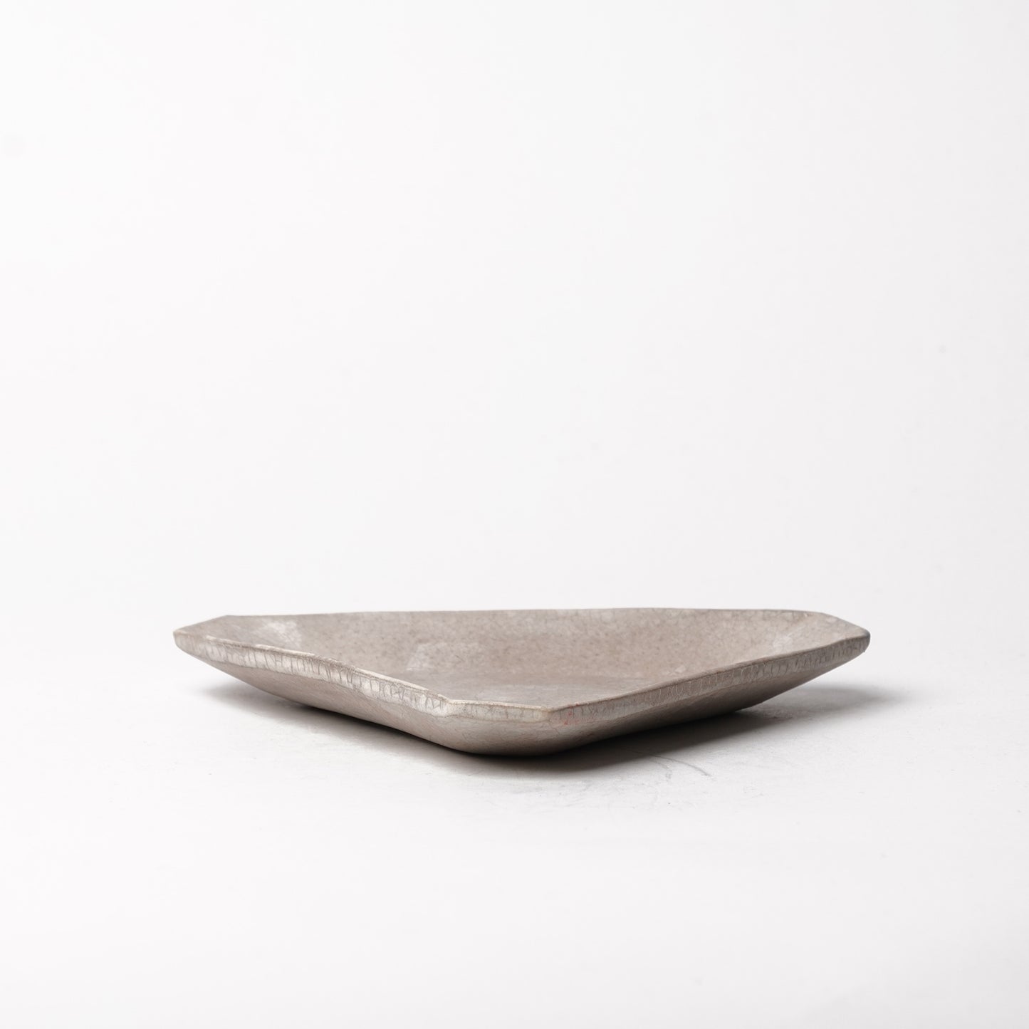 Yuta Tsukamoto Triangle Plate Soft Silver
