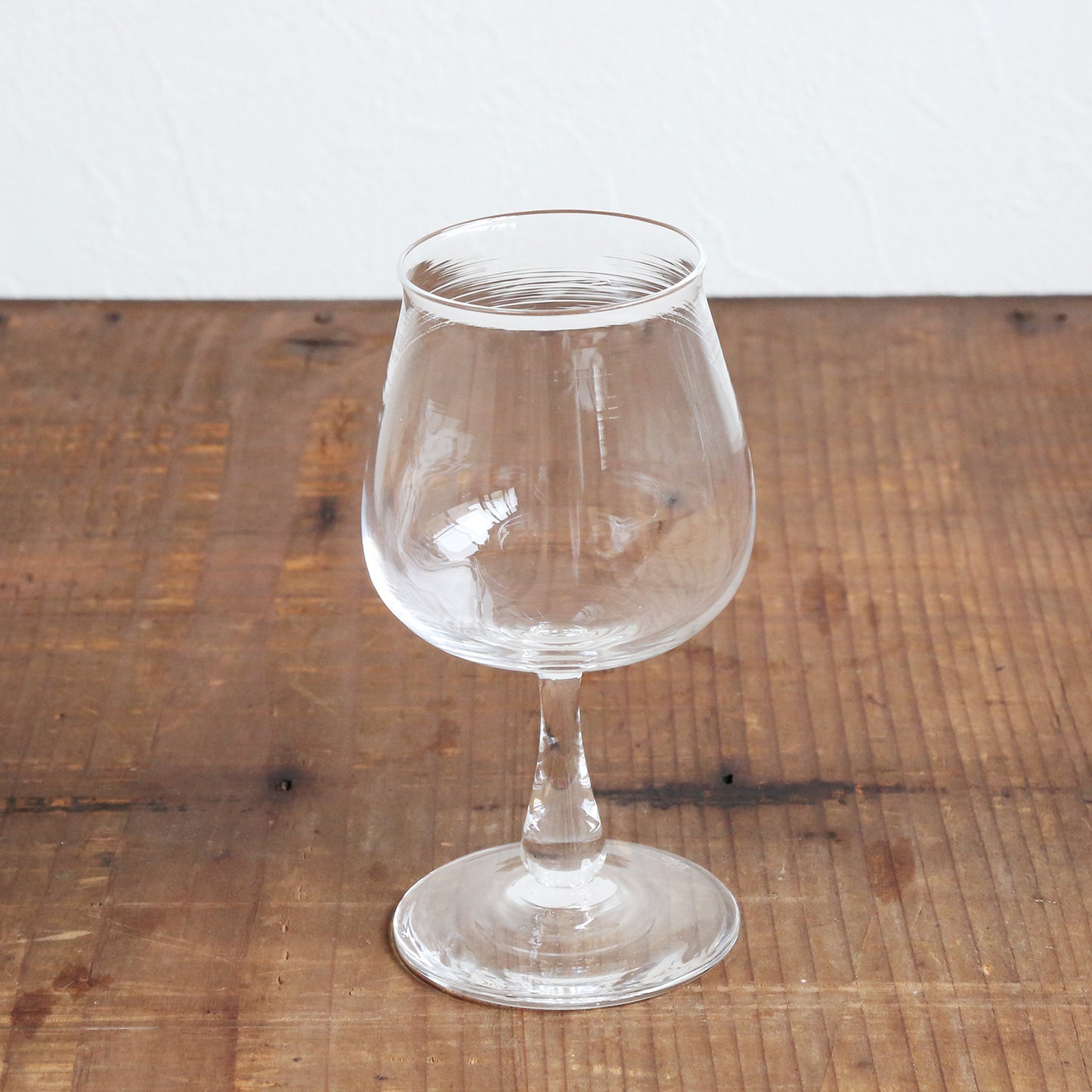 Taiga Oku Wine Glass