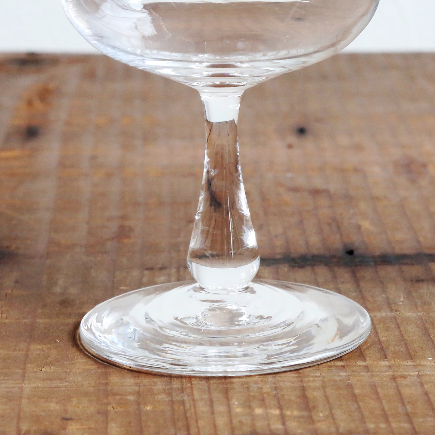 Taiga Oku Wine Glass
