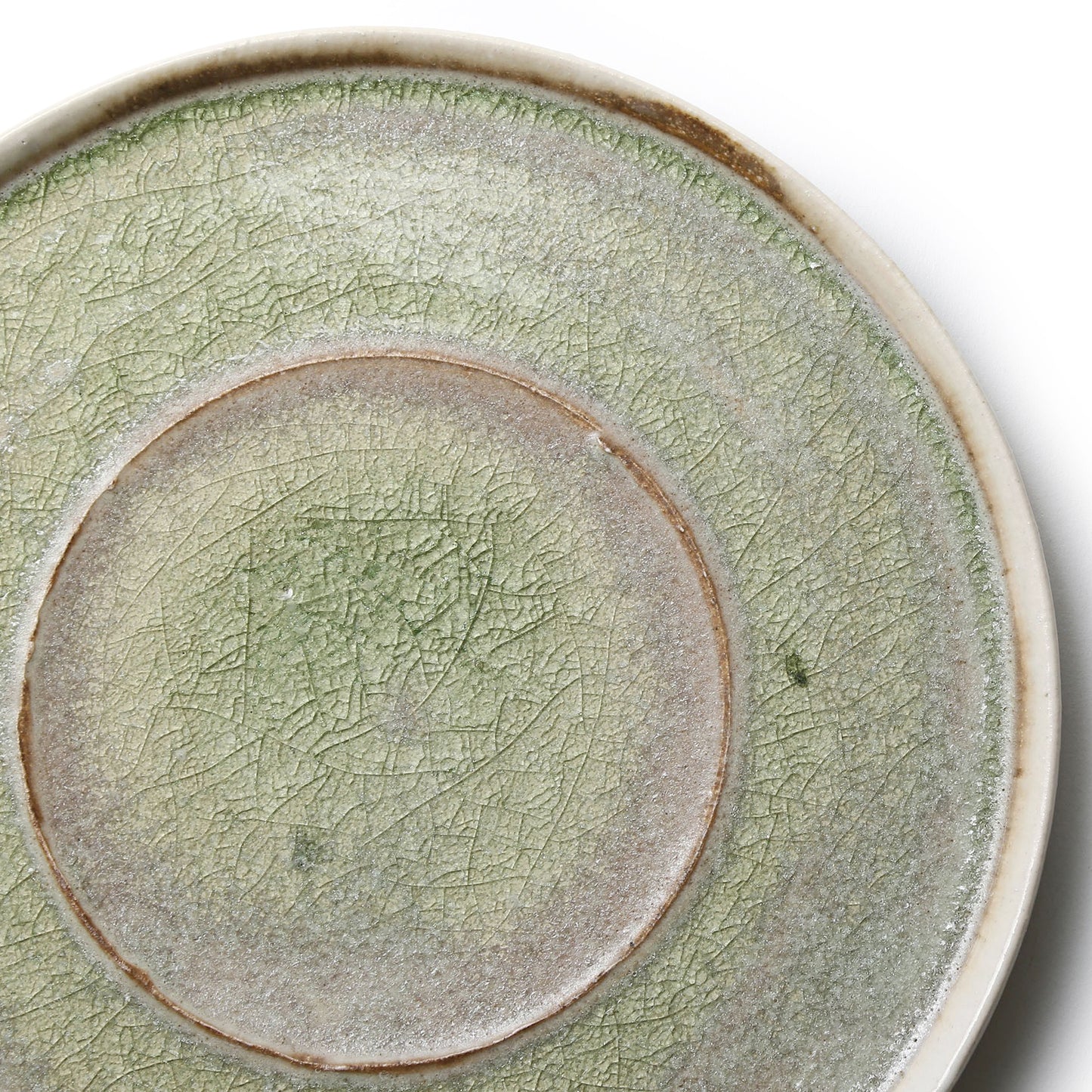 Yusuke Wakasa Round Dinner Plate Natural Ash Glaze