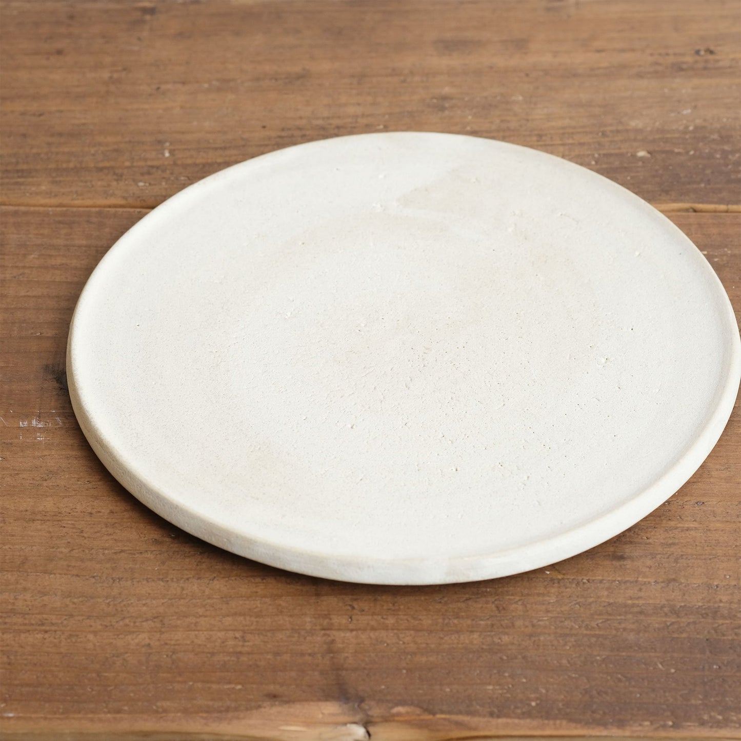 Nobuko Konno Round Plate White M-L