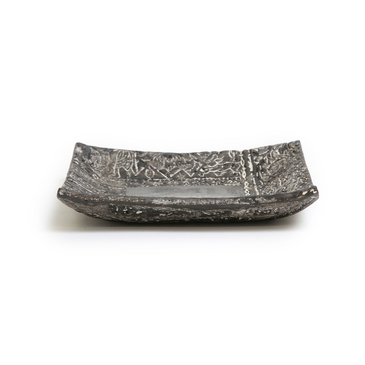 Nobuko Konno Square Plate