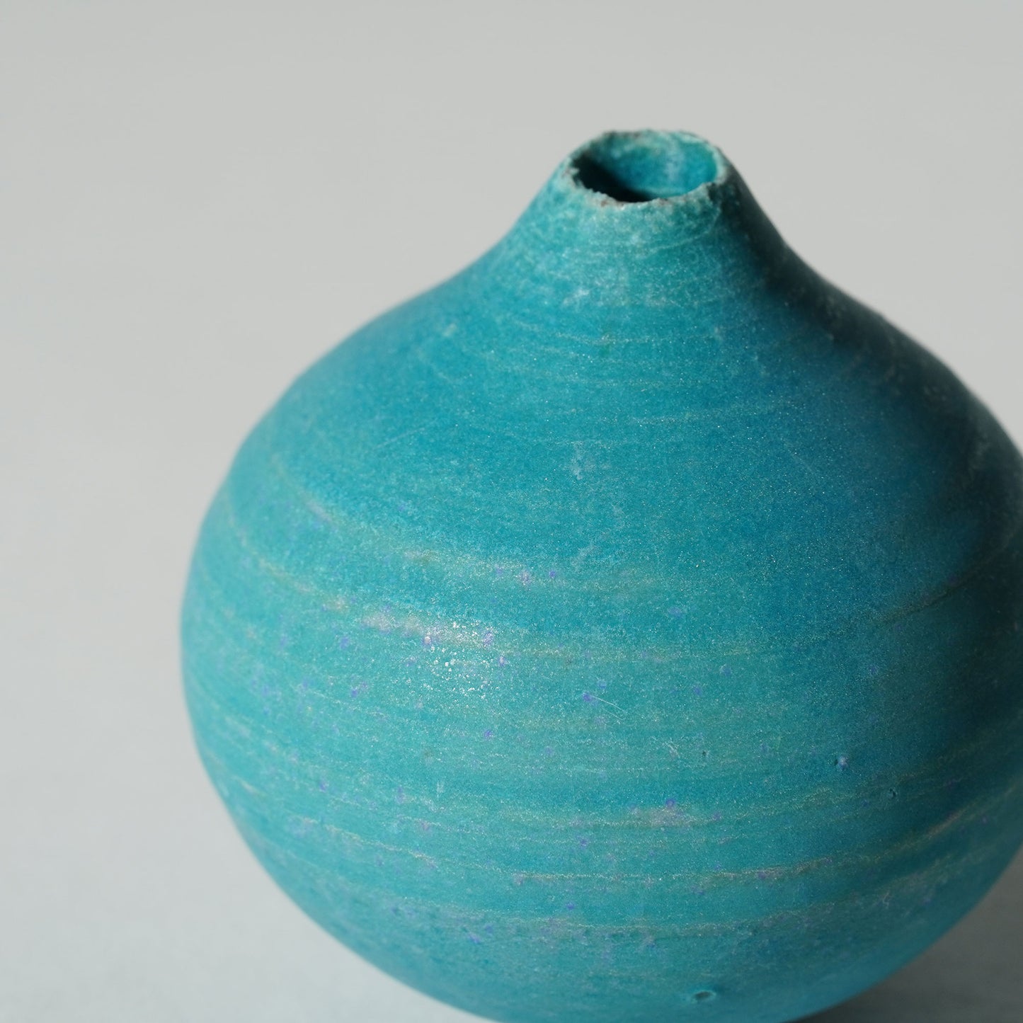 aya Ogawa Japanese pottery Tokyo vase vessel