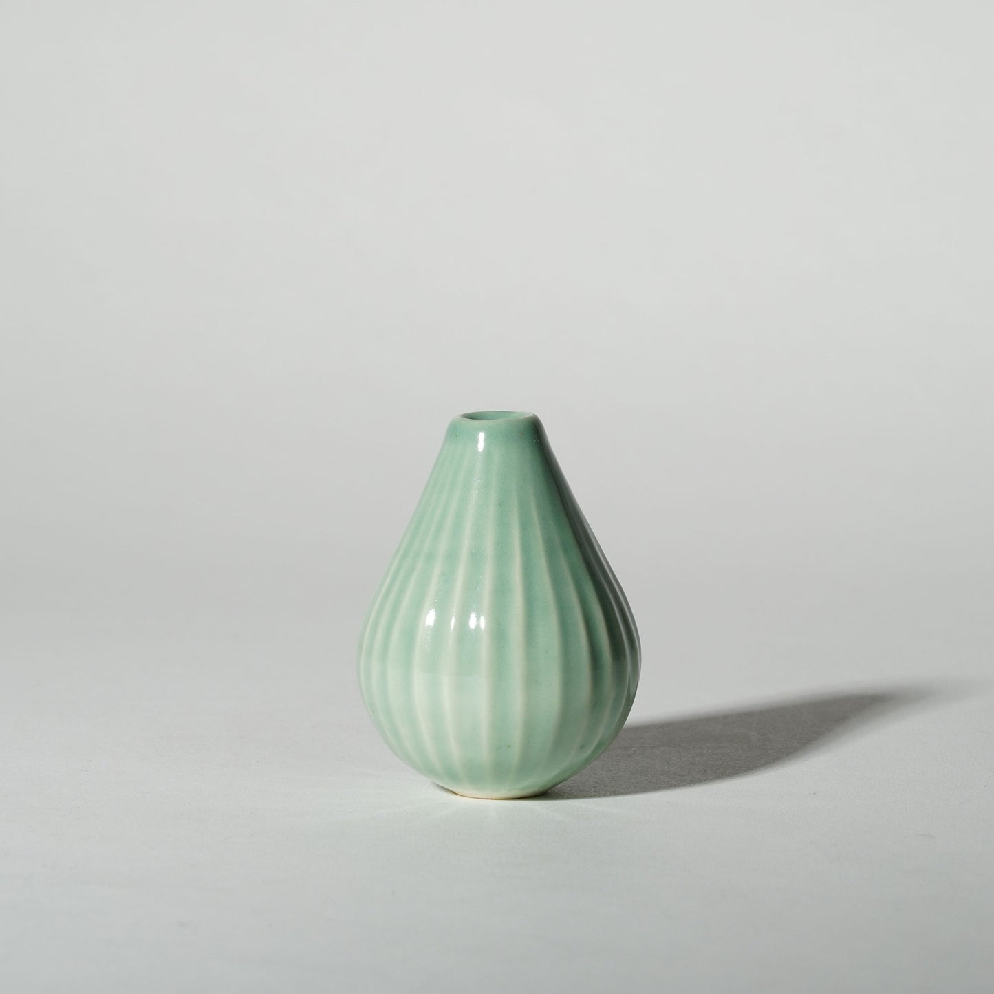 aya Ogawa Japanese pottery Tokyo vase vessel
