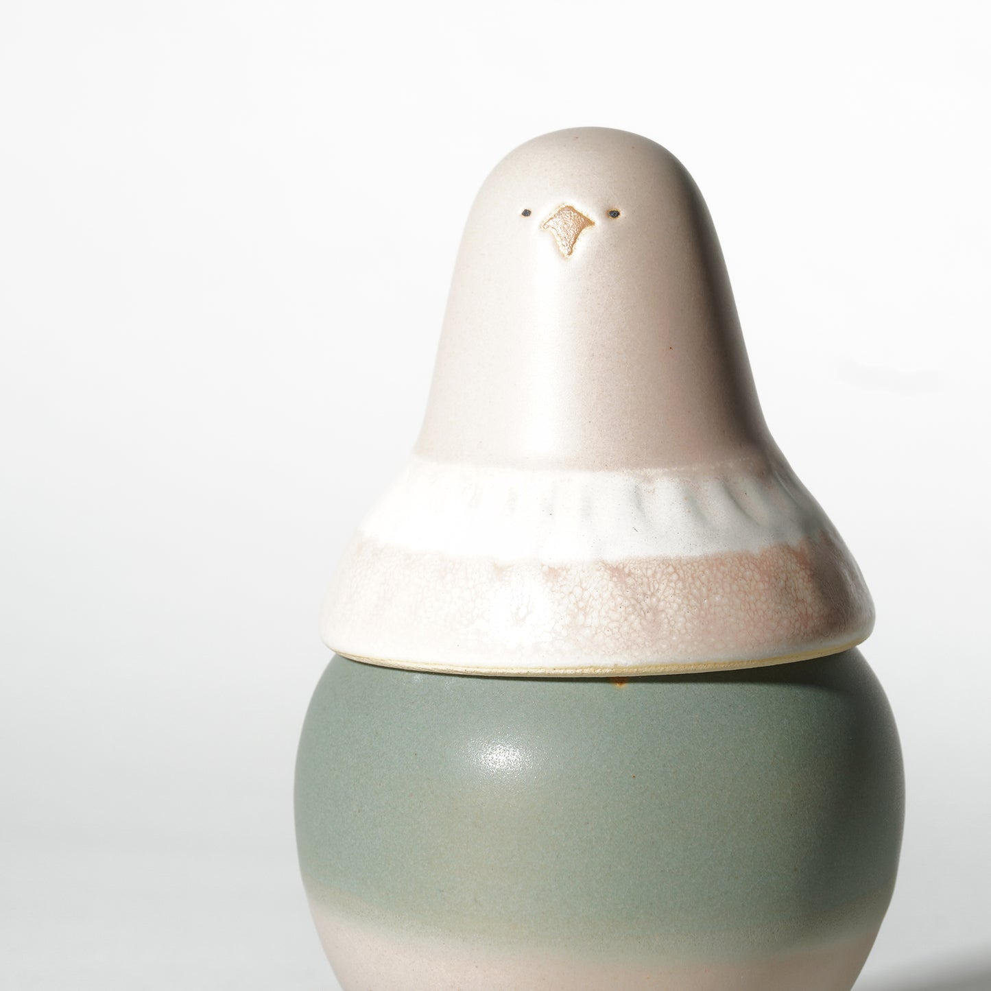 Miki Furuhata Japanese pottery Vase vessel