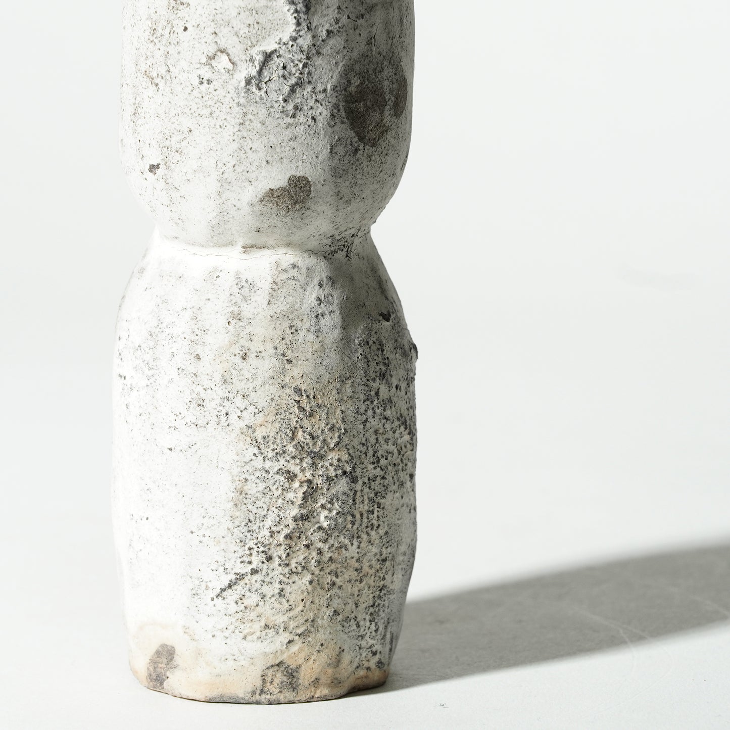 Akiko Yanagawa Japanse pottery vase vessel