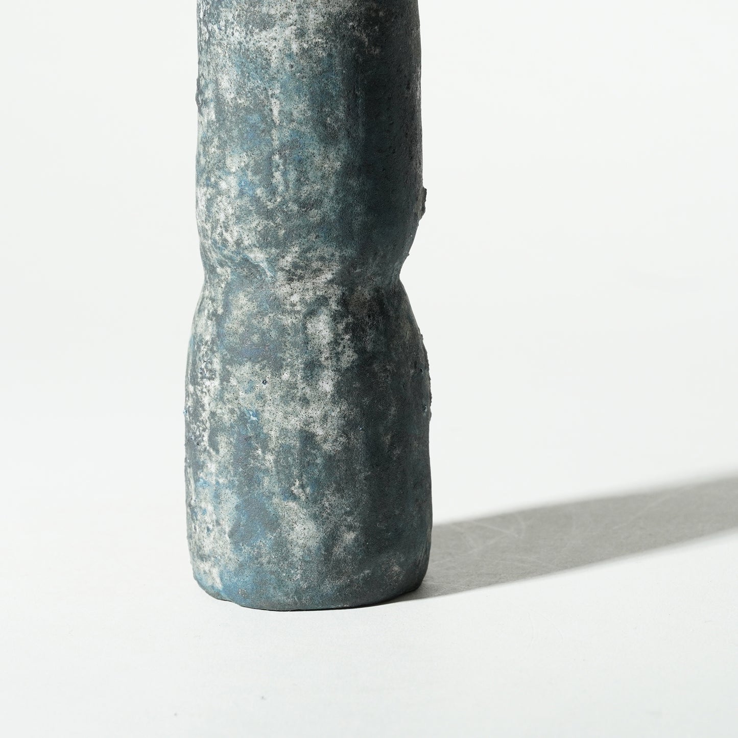 Akiko Yanagawa Japanse pottery vase vessel