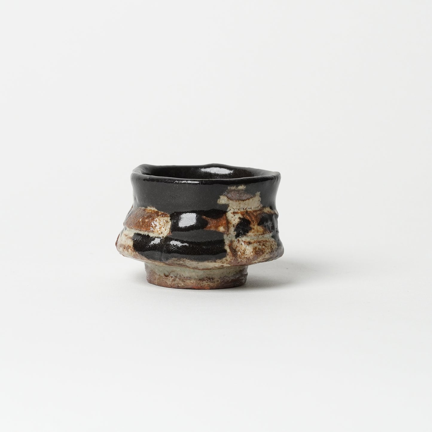 Junri Hamada Kuro Oribe Guinomi Sake Cup