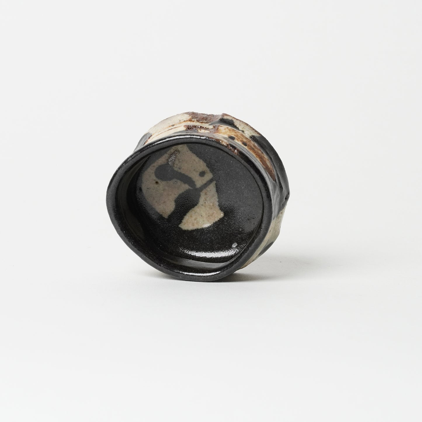Junri Hamada Kuro Oribe Guinomi Sake Cup