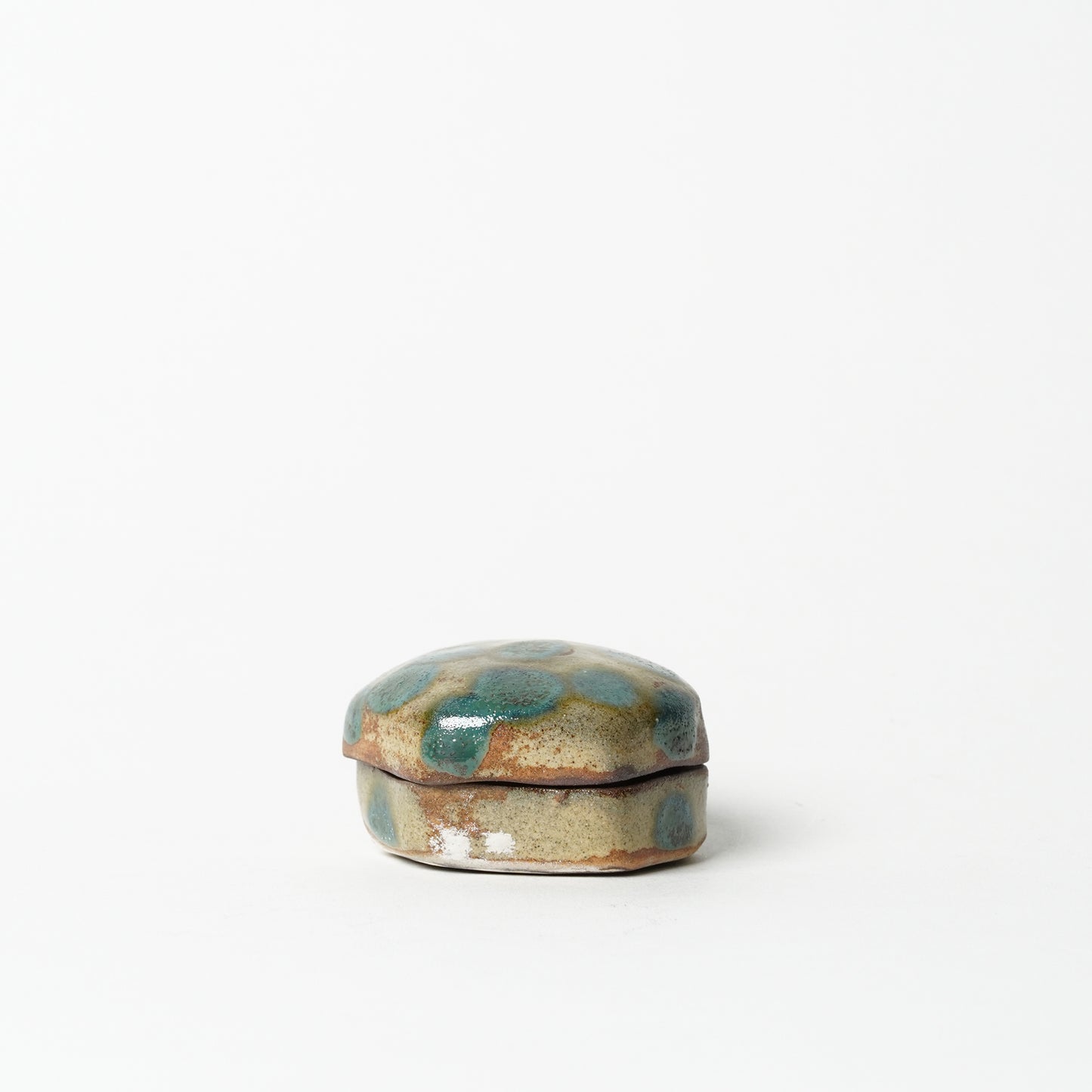 Yukutayagama Futamono Container Yachimun Okinawa Pottery