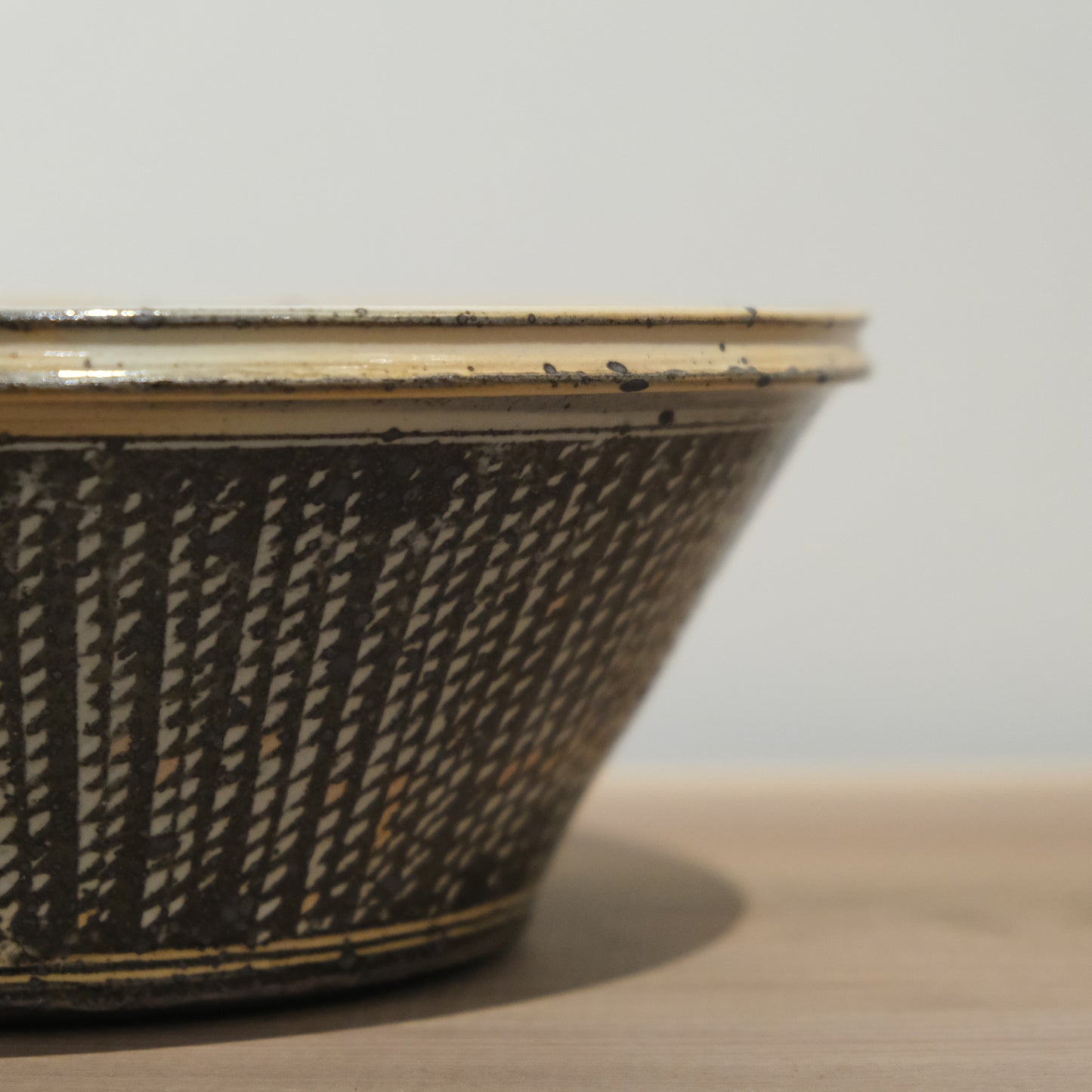 Ryutagama Taki Nakazato Mishima Large Bowl