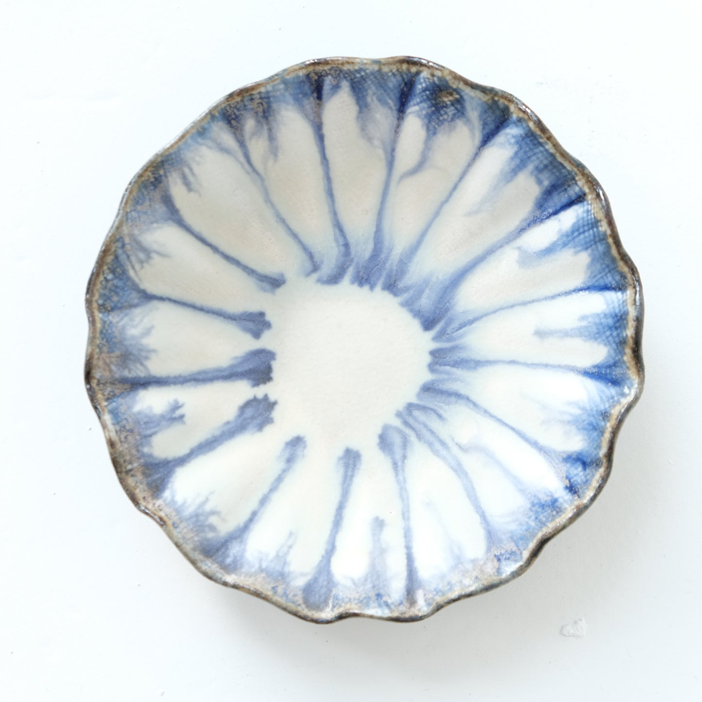 Nobuhito Nakaoka Colored Ash Glaze Flower Shaped Plate M