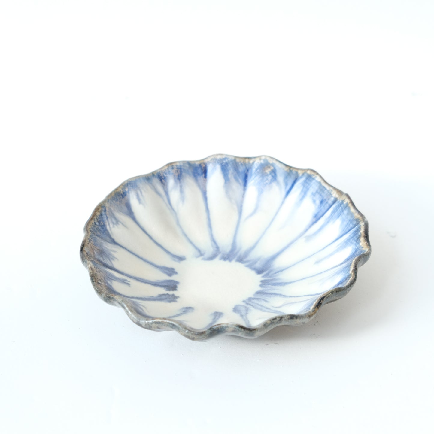 Nobuhito Nakaoka Colored Ash Glaze Flower Shaped Plate M