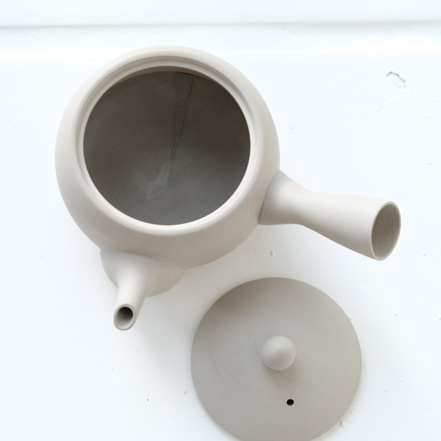 Nankei Tea Pot Large Sand