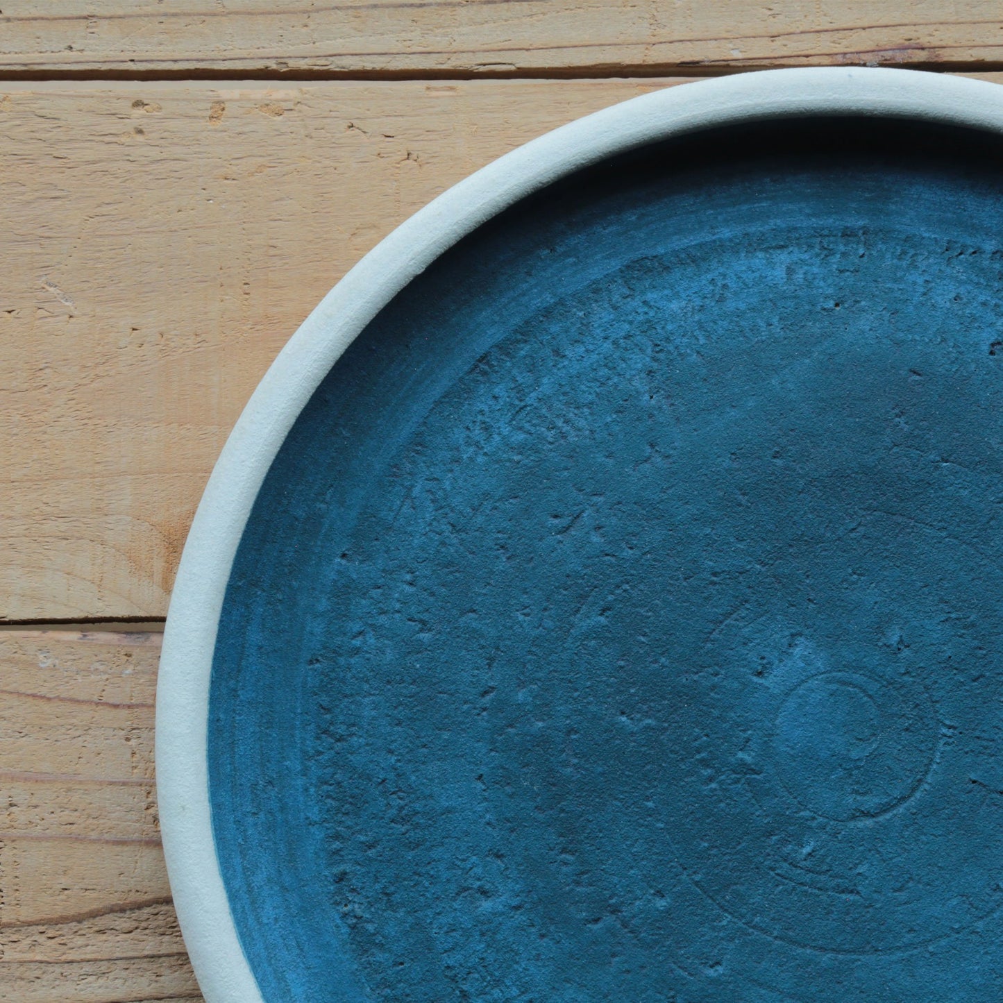 Nobuko Konno Round Plate Blue