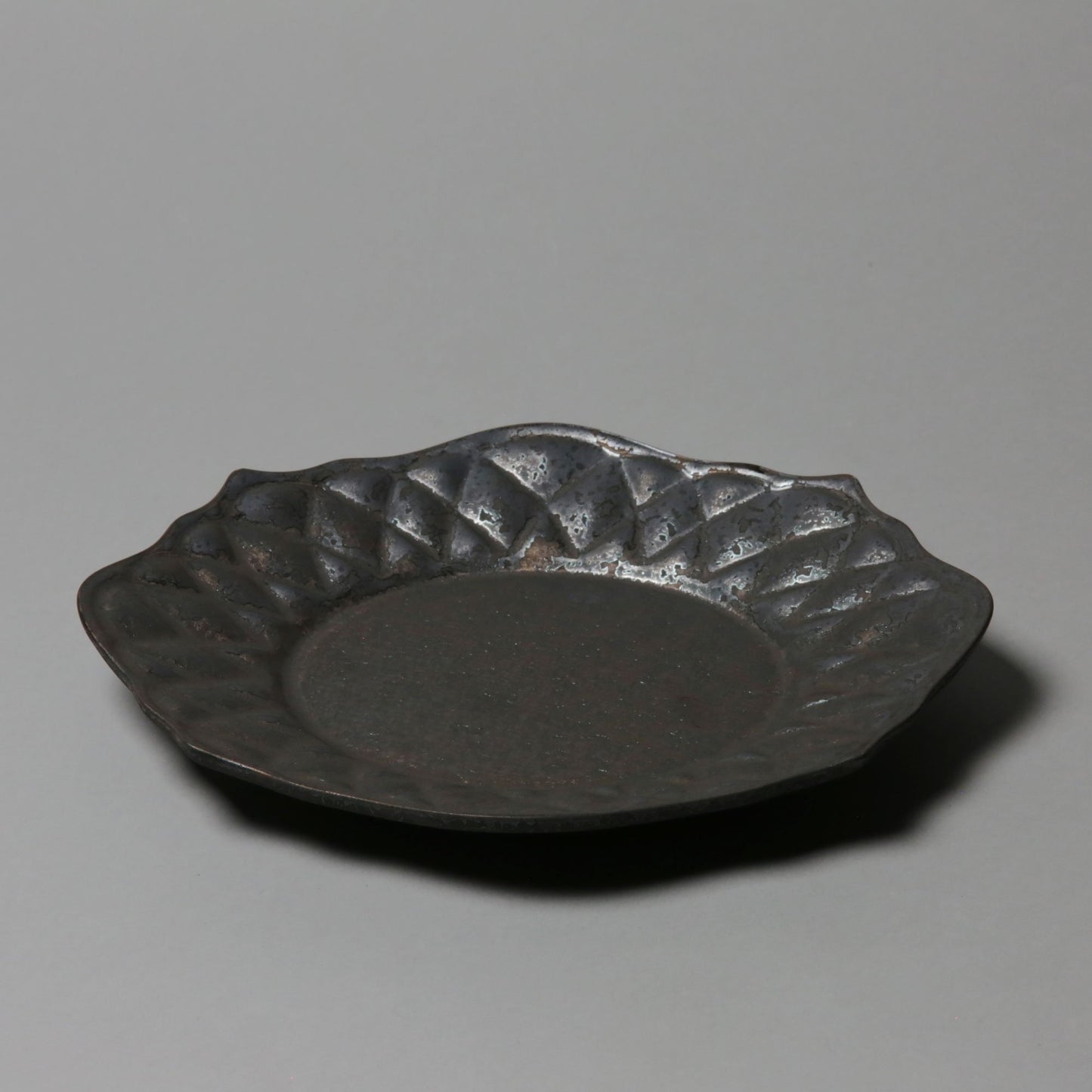 Shota Miyashita Cushion Plate Black M