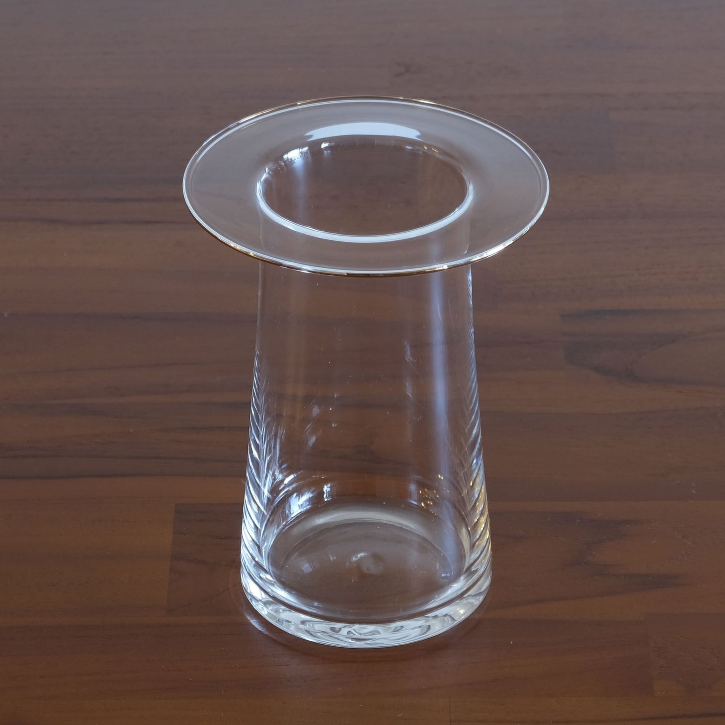 Taiga Oku handblown glass vase vessel