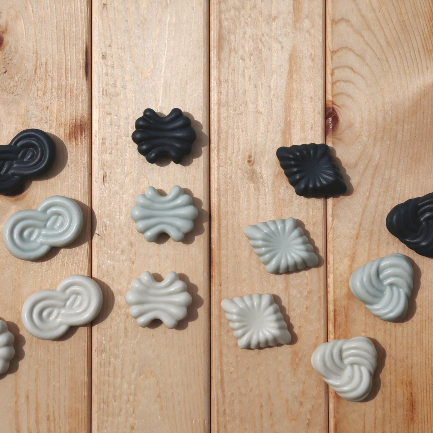 KANEAKI SAKAI POTTERY Chopsticks Rest Gift Set