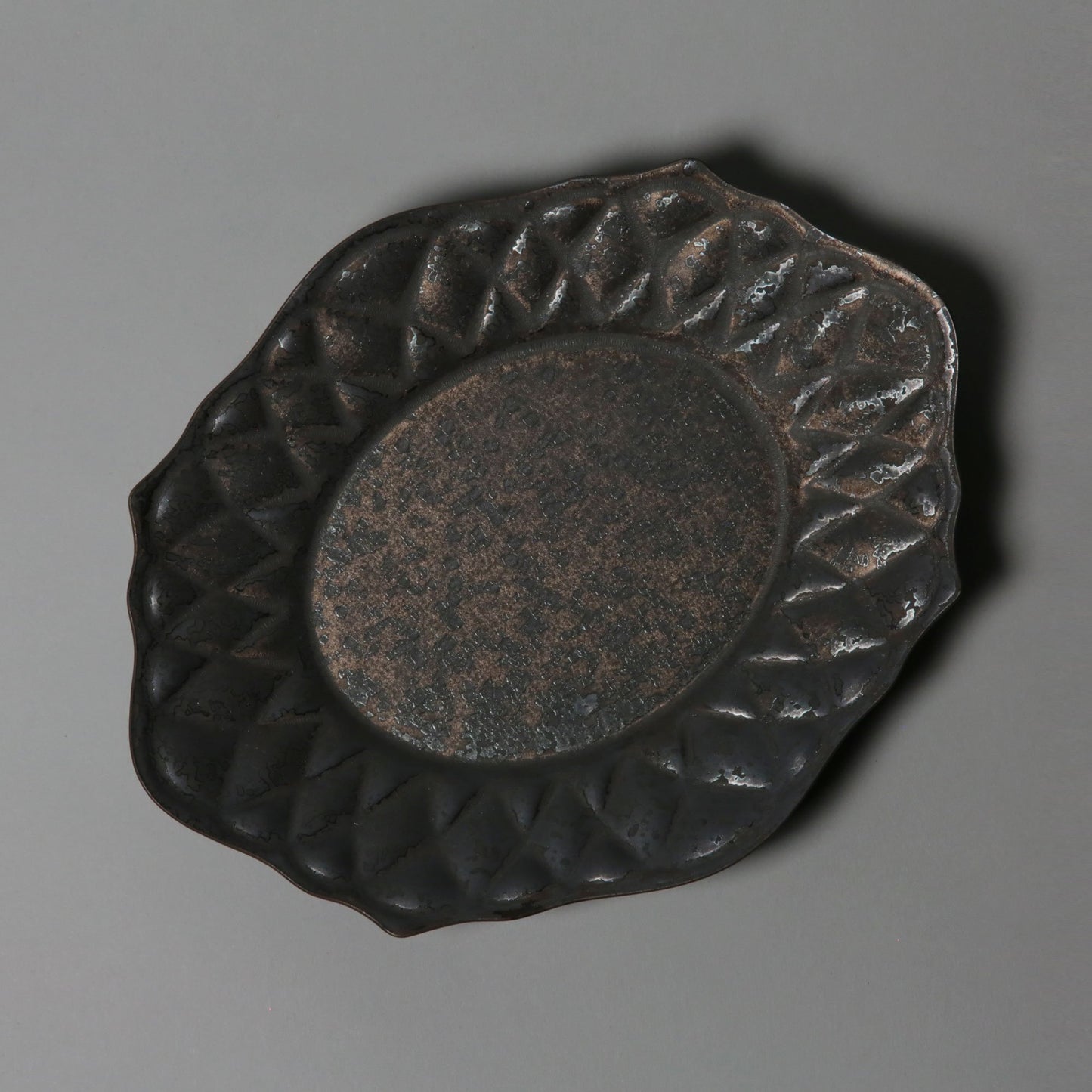 Shota Miyashita Cushion Plate Black M