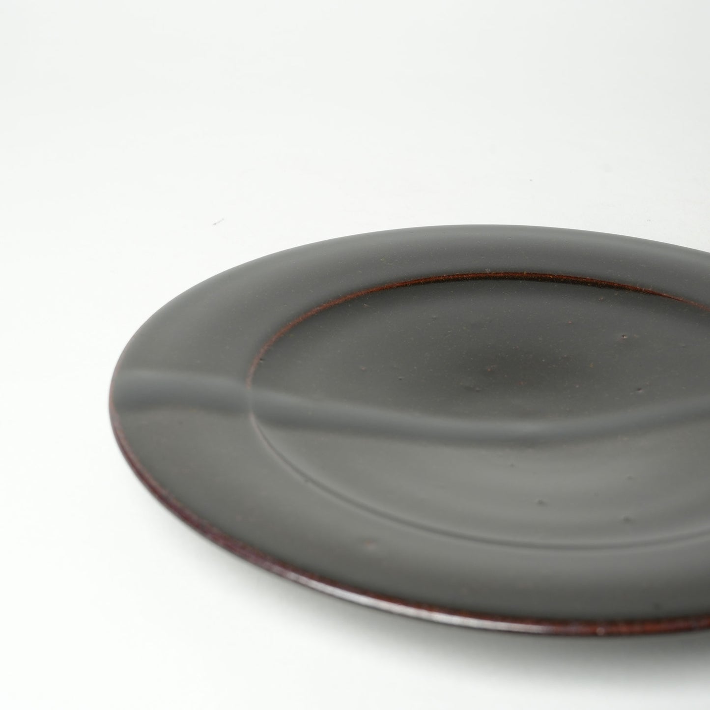 Ryutagama Taki Nakazato Dinner Plate Black Glaze