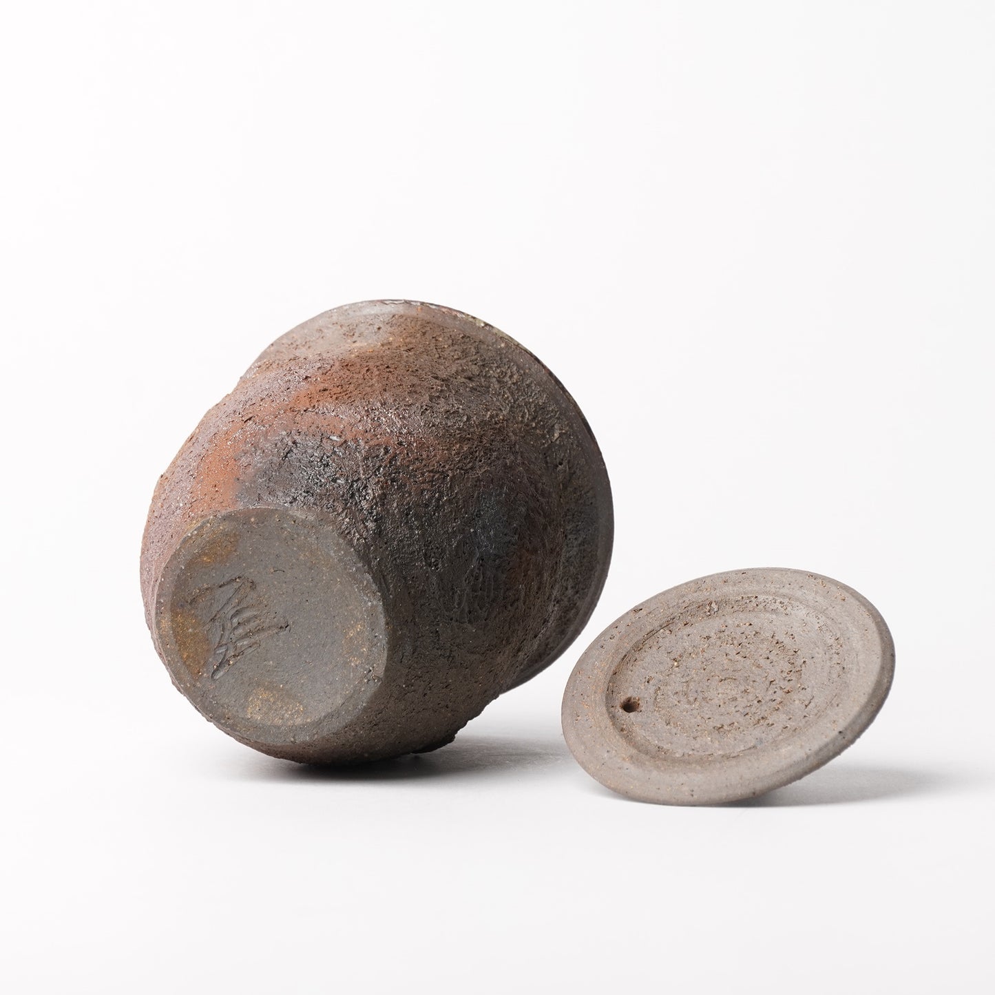 Toshinobu Araya Ryukakugama Hohin Teapot