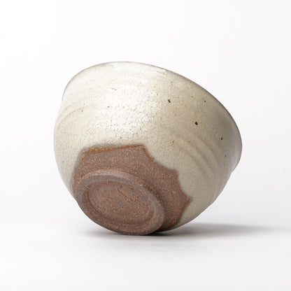 Toshinobu Araya Ryukakugama Kohiki Katakuchi Matcha Bowl