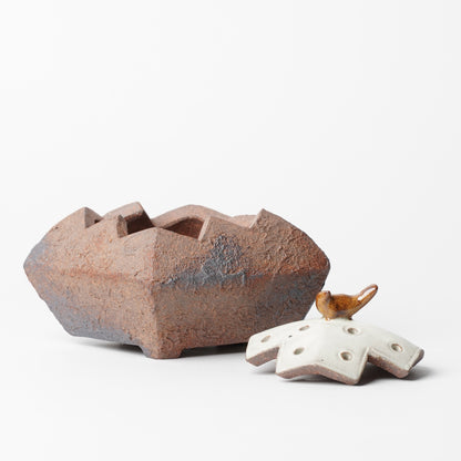 Toshinobu Araya Ryukakugama Incense Burner