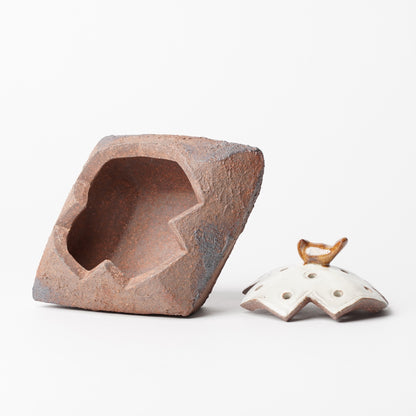 Toshinobu Araya Ryukakugama Incense Burner