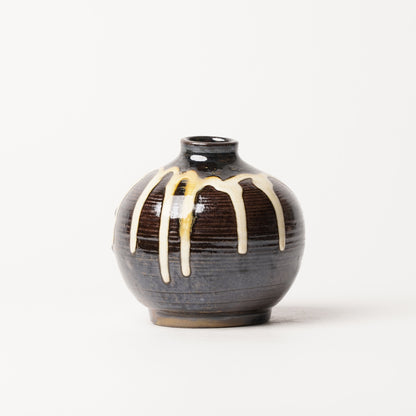 Onta-yaki Tobikanna Ichirin Vase