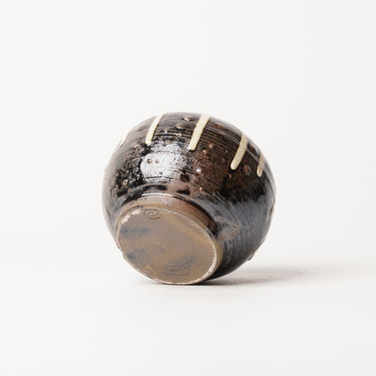 Onta-yaki Tobikanna Ichirin Vase