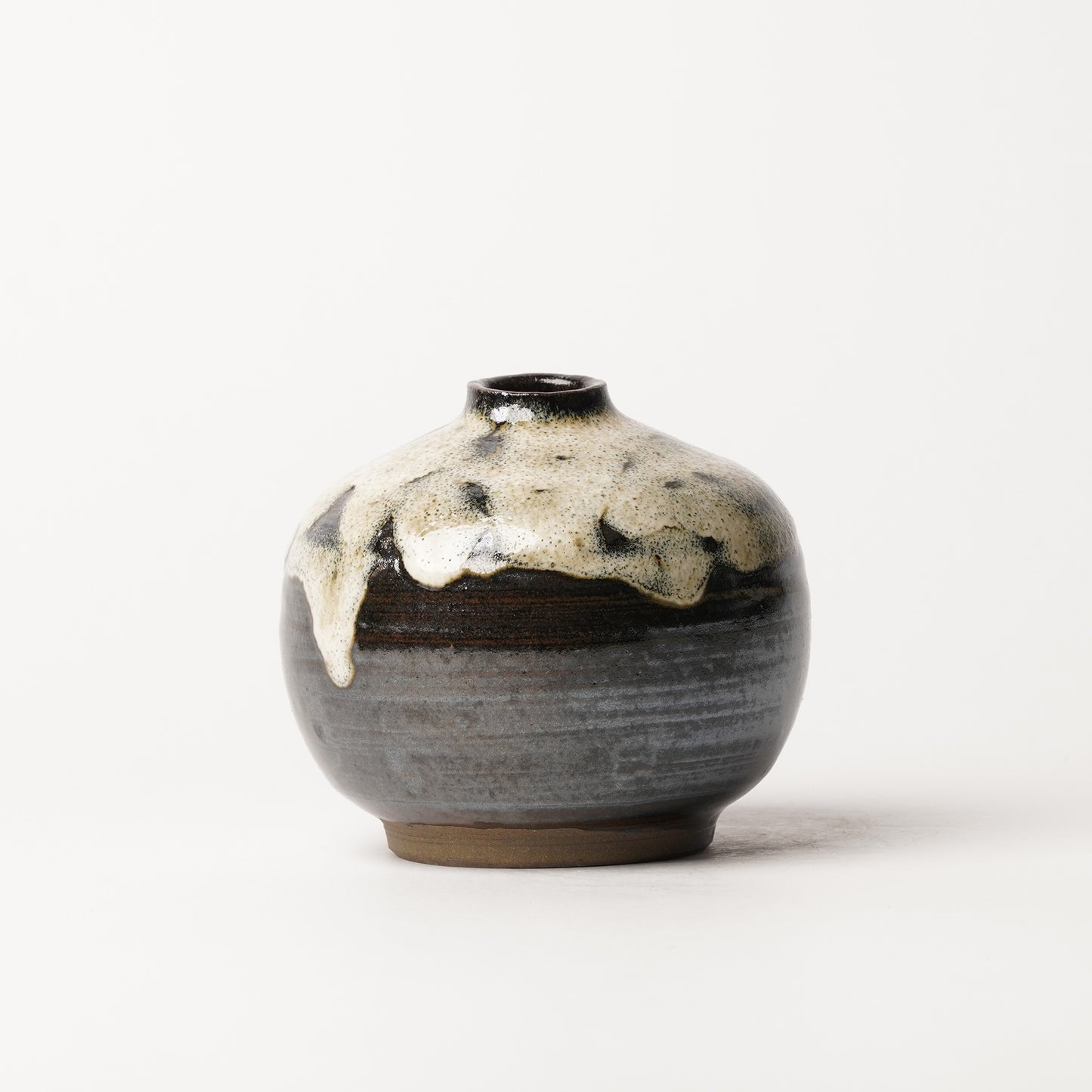 Onta-yaki Tobikanna Ichirin Vase