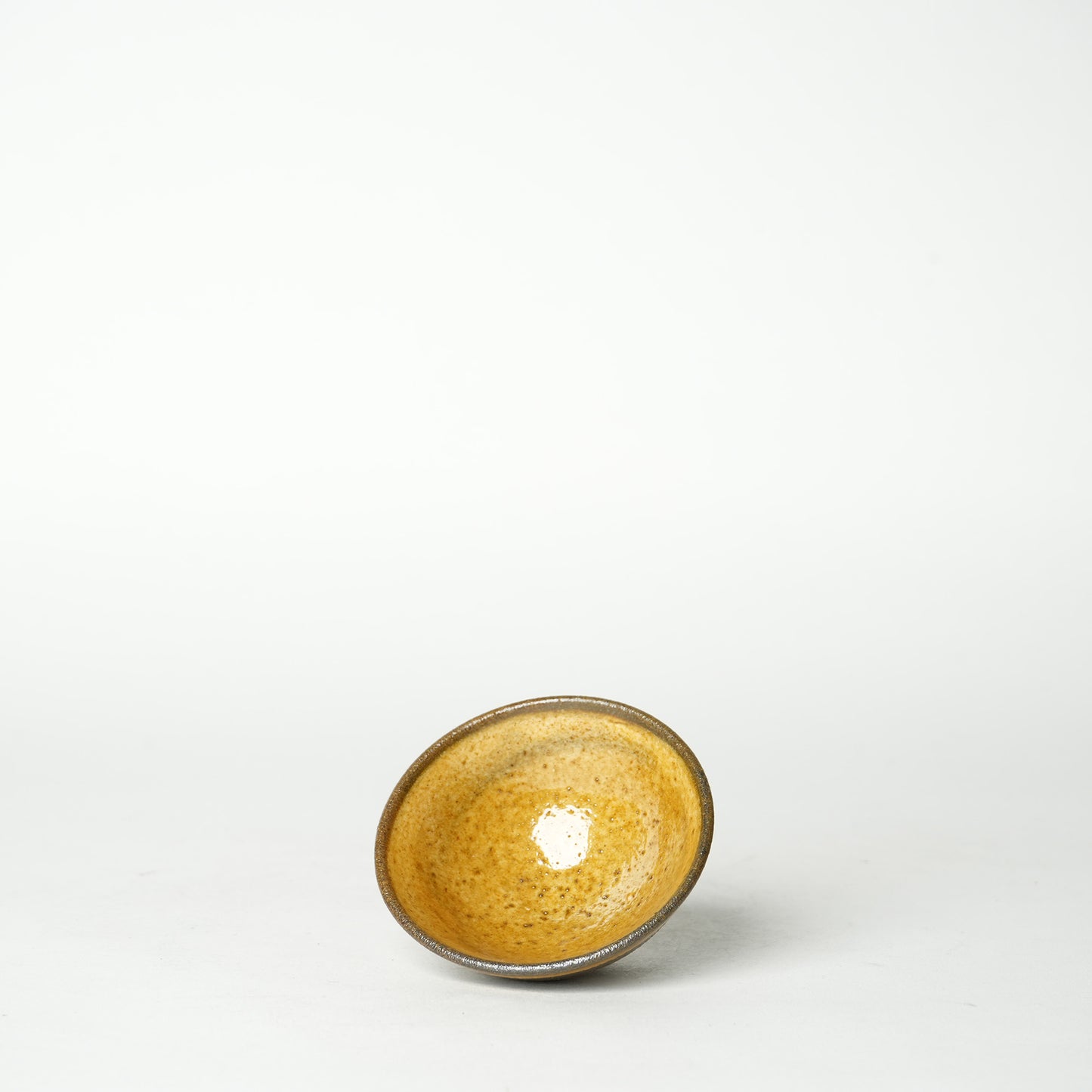 Onta-yaki Tobikanna Guinomi Sake Cup