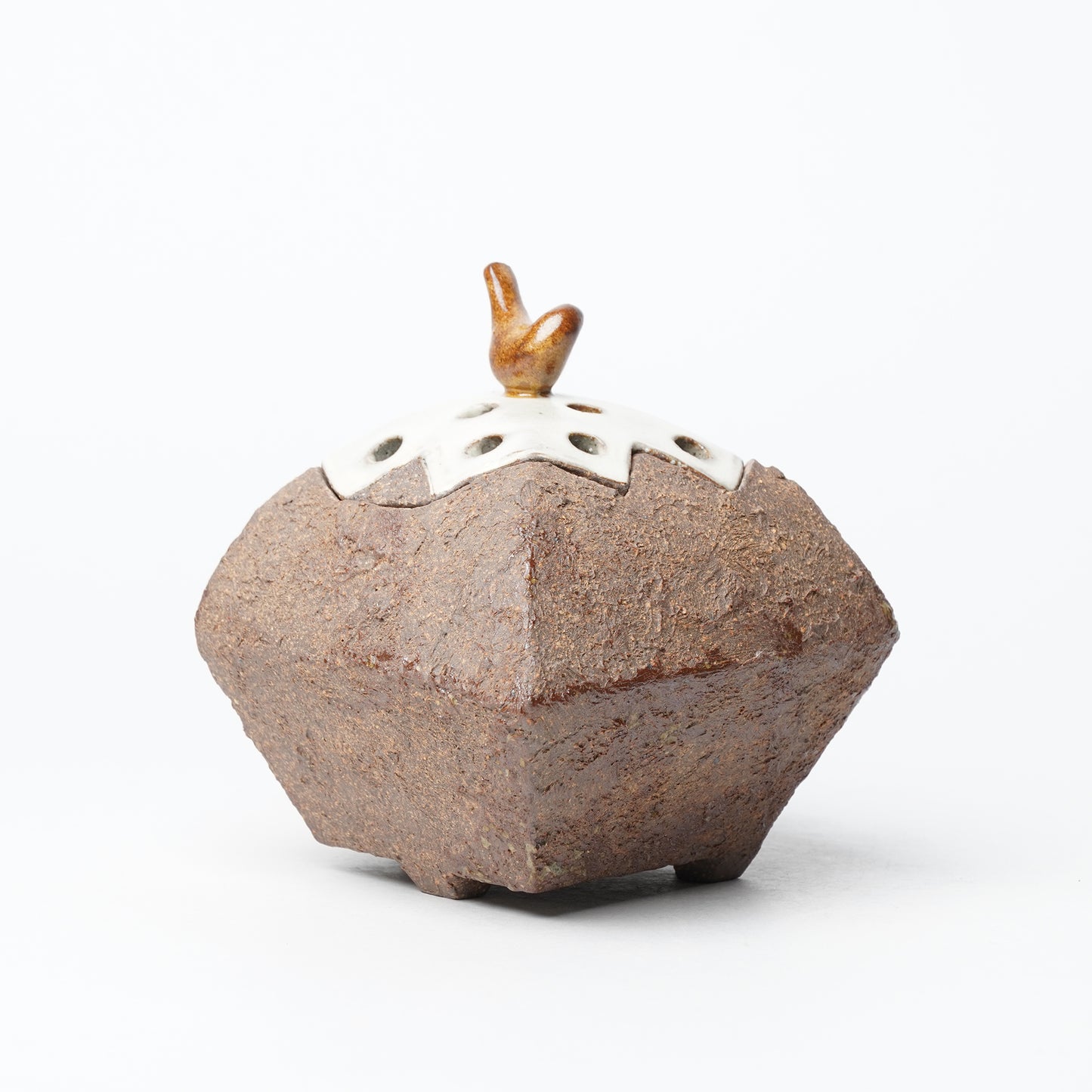 Toshinobu Araya Ryukakugama Incense Burner