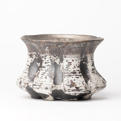 Nobuko Konno planter Black
