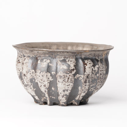 Nobuko Konno planter Black