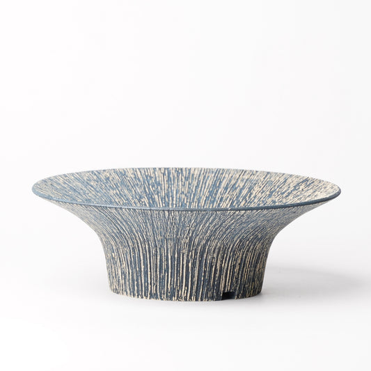 Nobuko Konno planter Blue