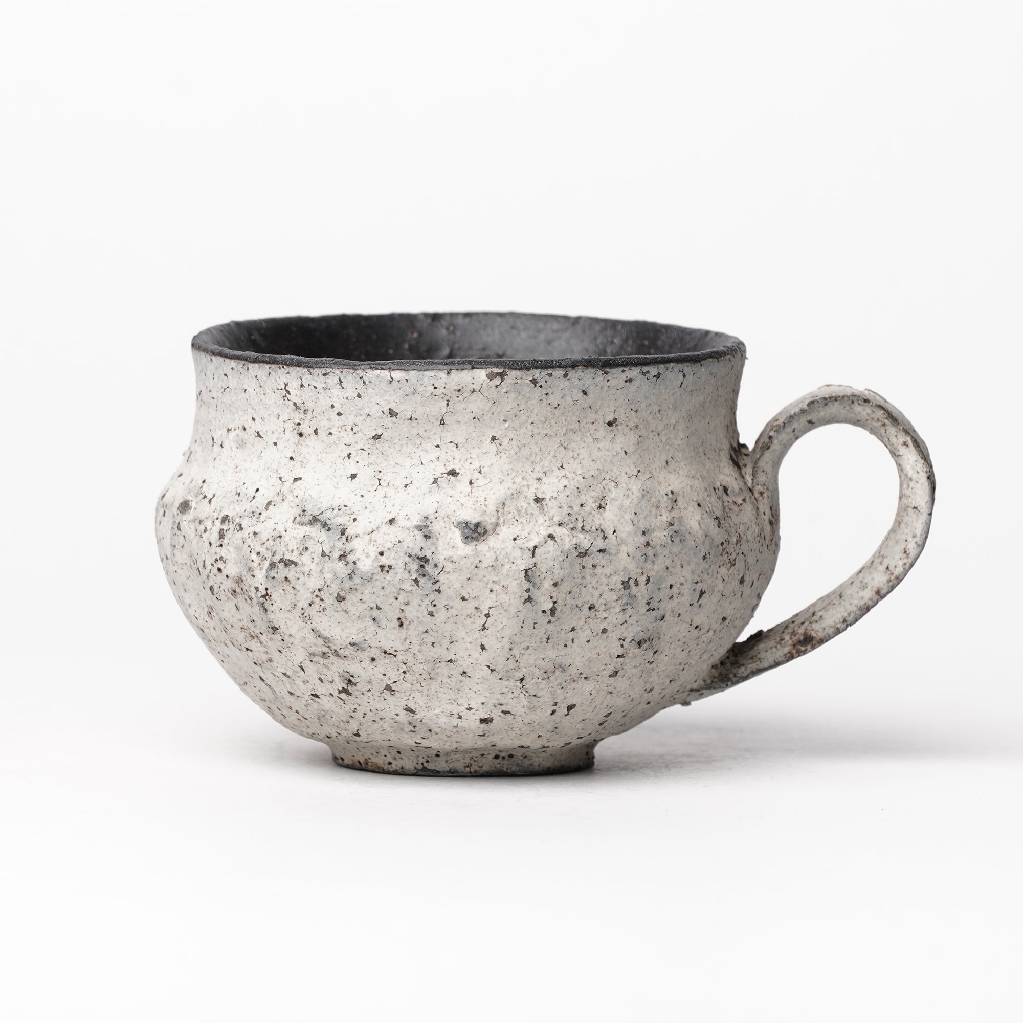 Akiko Yanagawa – Art on The Table
